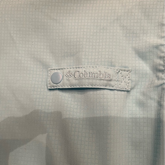 Columbia women’s polyester shirt - Picture 4 of 13